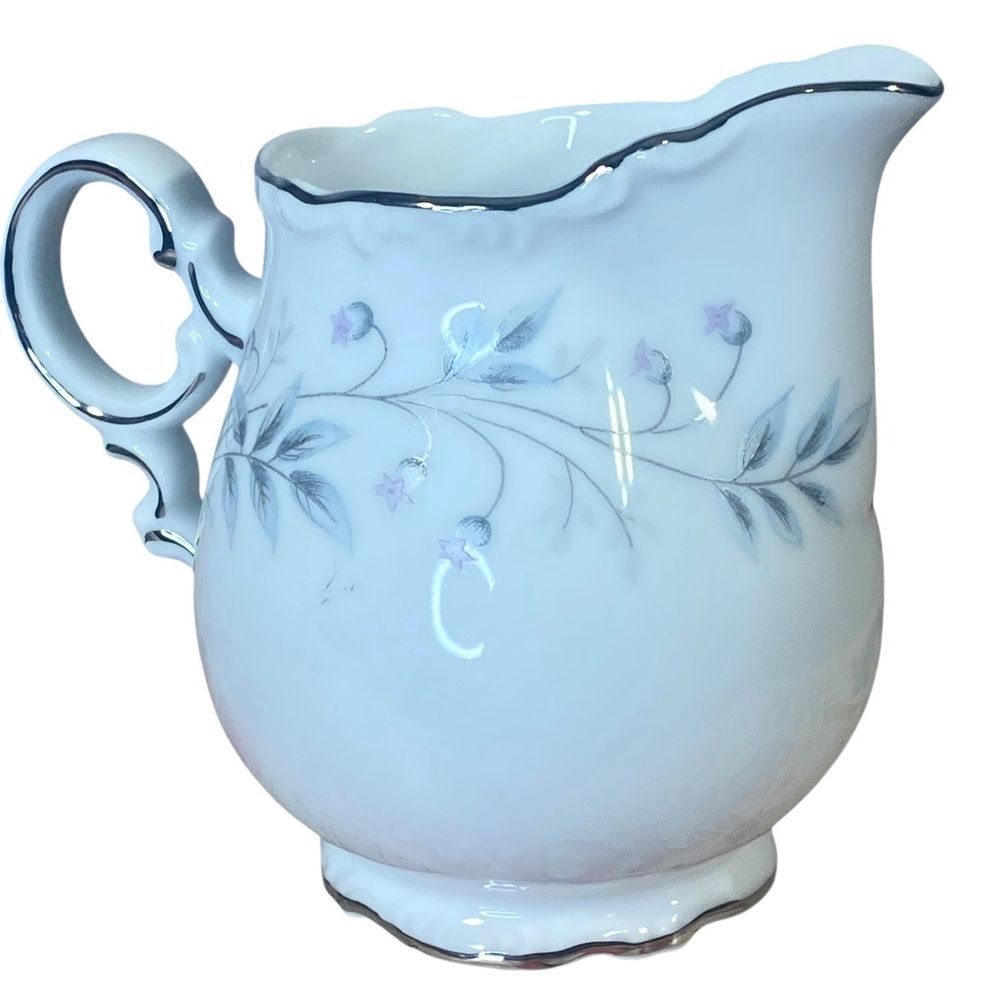 Mikasa Chalfonte 9345 Creamer Blue White Floral Pattern Vintage Fine China